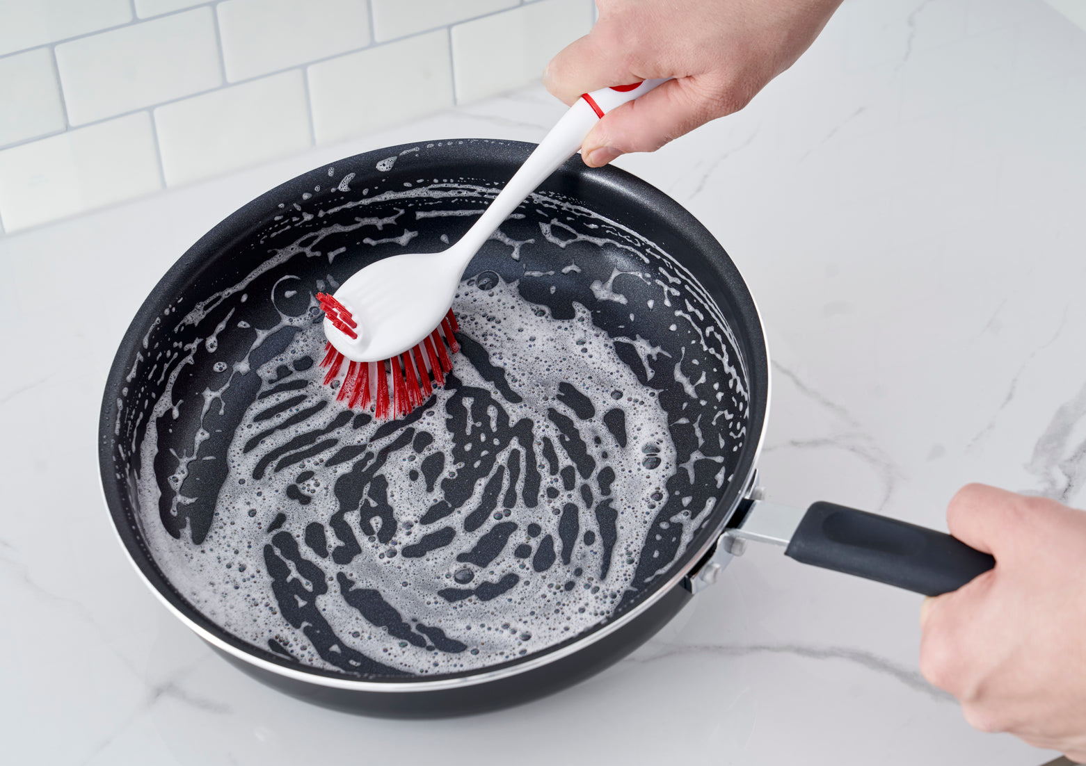 Dish & Vegetable Brush