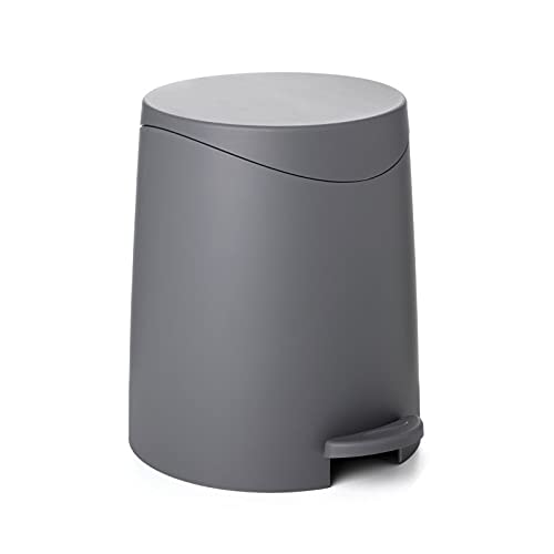 Modern Step-on Flat Lid Trash Can, 3 Liter - Grey