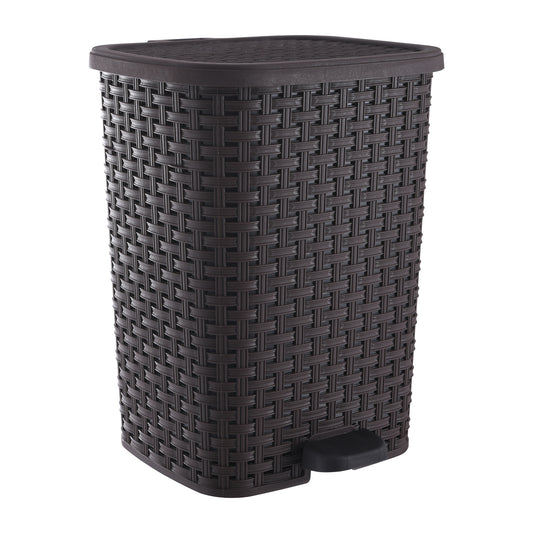 Step-On Trash Can, Wicker Style - New Brown 27 qt