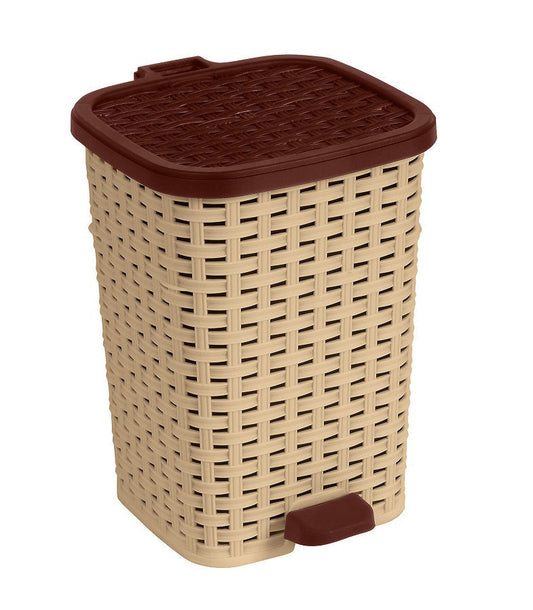 Step-On Trash Can, Wicker Style - Beige 12 qt