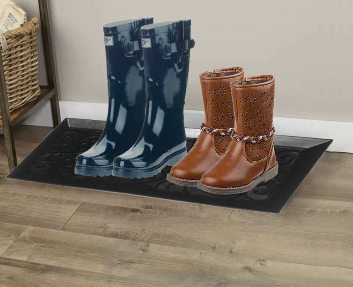 34" Decorative Rubber Boot & Shoe Tray
