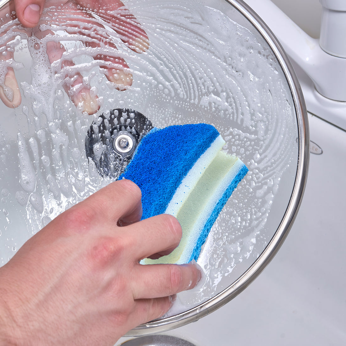 Scrub Sponge with Comfortable Grip, Blue