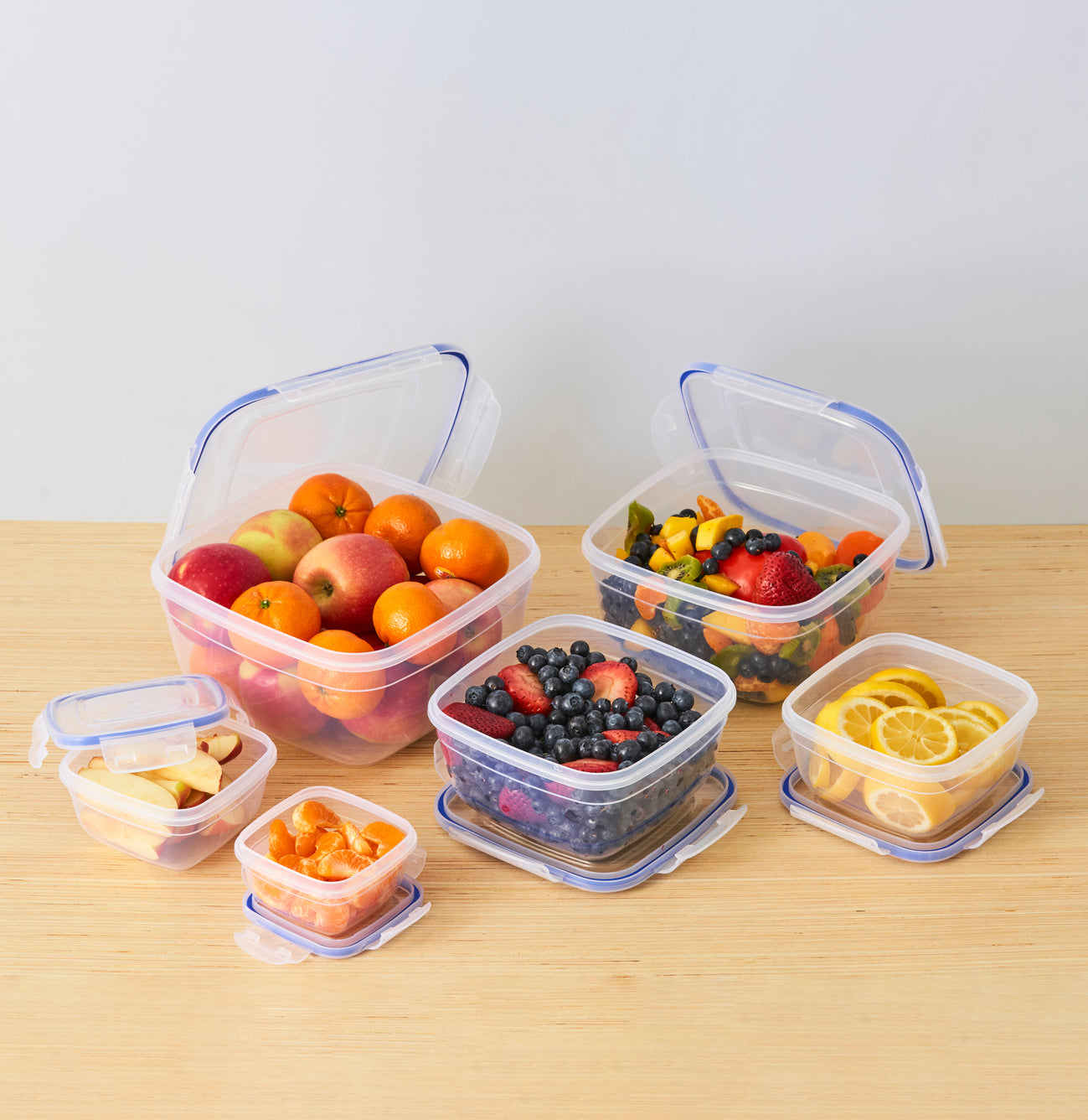 Superio Food Storage Containers, Airtight Leak-Proof Meal Prep Square Containers, Set of 4 Multiple sizes.